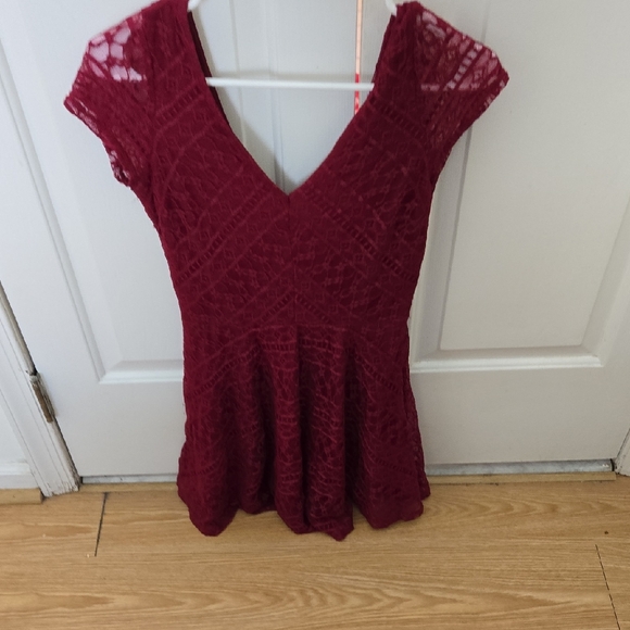 Forever 21 Dresses & Skirts - Forever 21 Burgundy Lace Fit & Flare Dress